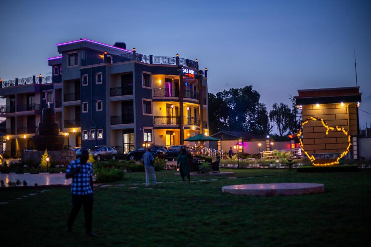 Das Berliner Hotel Kampala Dış mekan fotoğraf